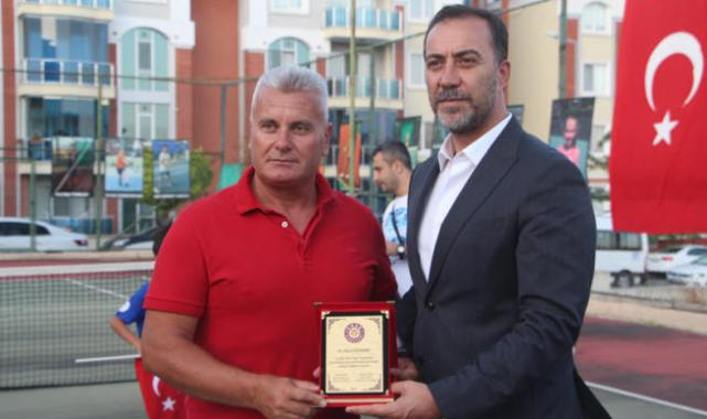 Zafer Kupası şampiyonları ödüllerine kavuştu