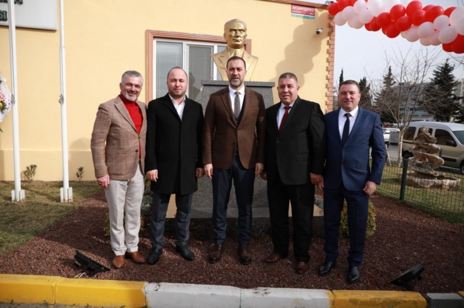 Silivri Sanayi'sinde Atatürk büstü törenle açıldı