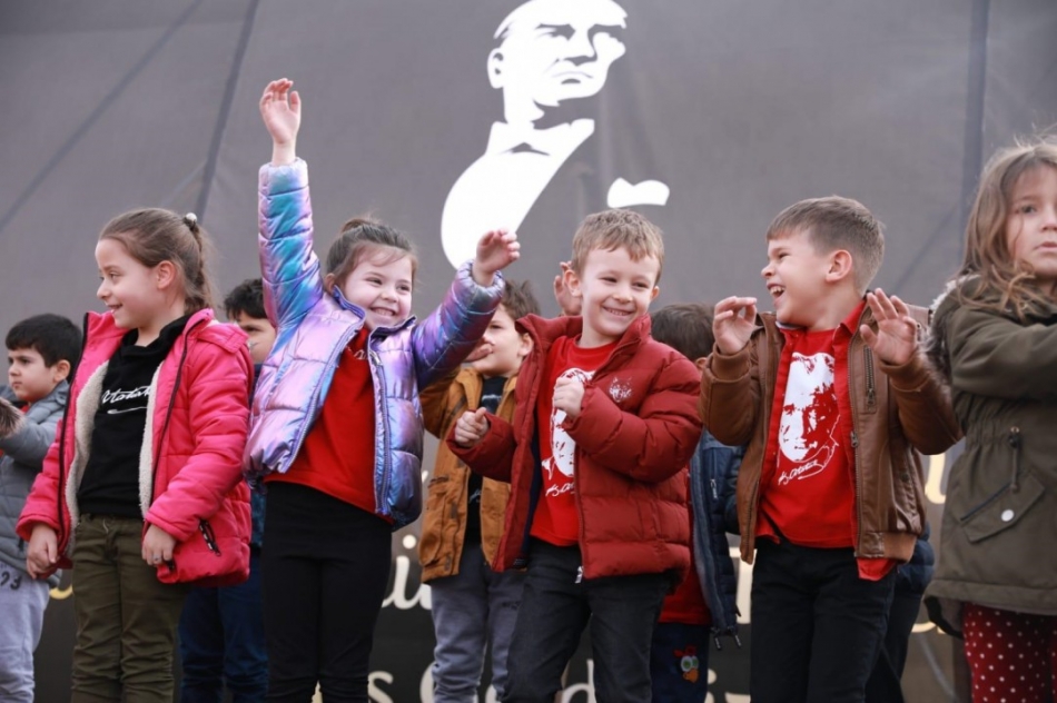 Silivri Sanayi'sinde Atatürk büstü törenle açıldı