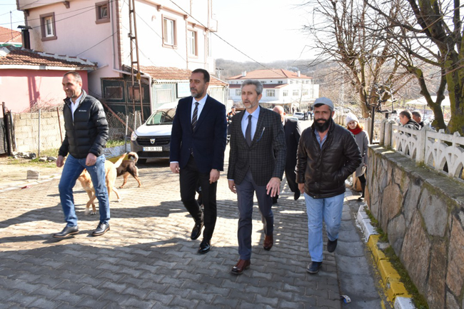 Başkan Yılmaz, mahalle mahalle eksikleri çıkartıyor