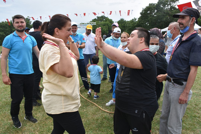 Silivri'de festival tadında şenlik... Çocuklar doyasıya eğlendi