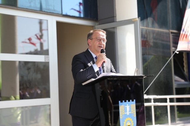 TÜRAM ilk mezunlarını verdi