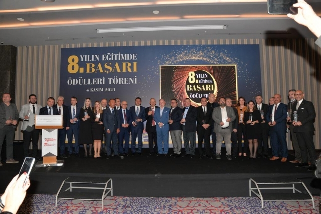Başarı tesadüf değildir...