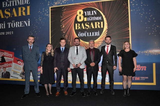Başarı tesadüf değildir...