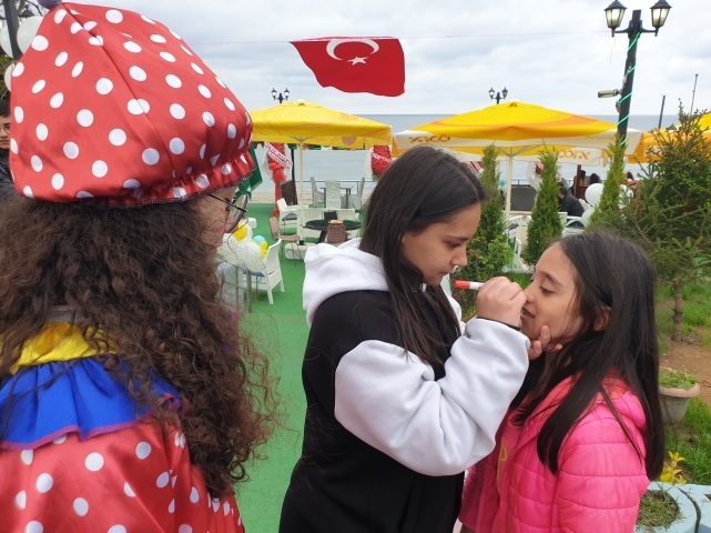Kıyı Cafe Restoran açıldı...