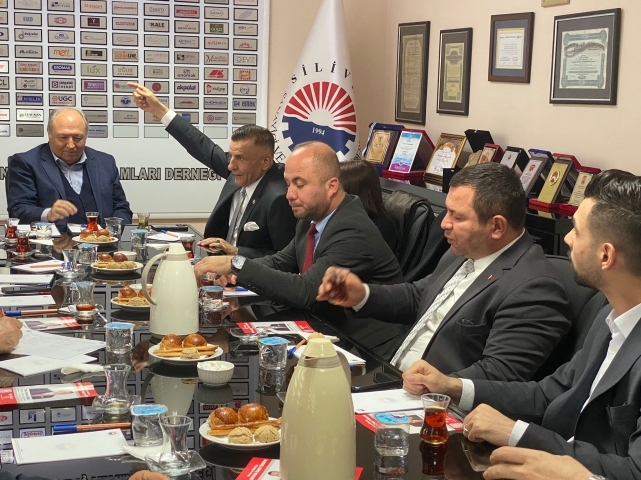 Arkaz, Silivri'de gövde gösterisi yaptı