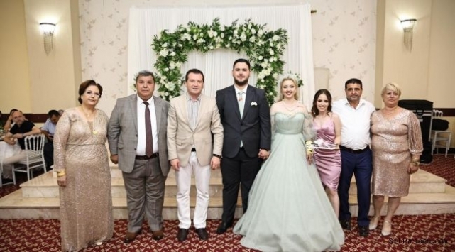 Fidan ve Kılıç aileleri mutlu günü 