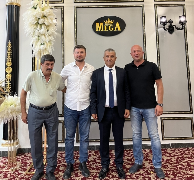 Solak ve Kaya ailelerinin mutlu günü! Hasan Solak kızını evlendirdi!