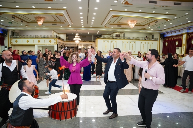 Silivri'de Görkemli Düğün: Rabia Yıldız ve Can Taşçı Evlendi