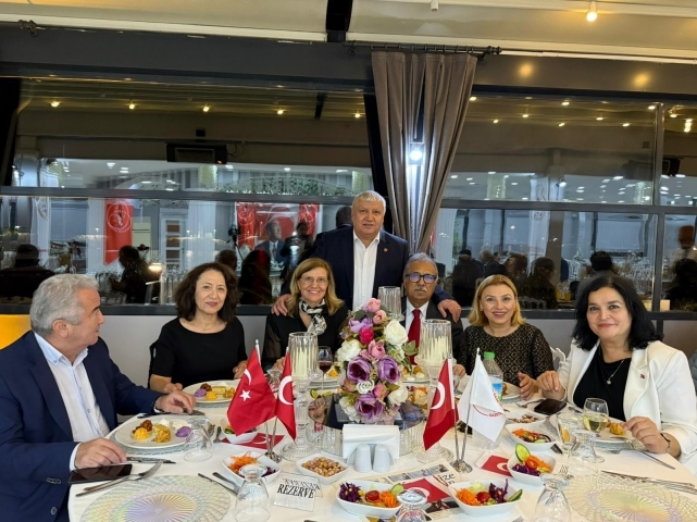 İGD, Cumhuriyetin 101. Yılını Kutlama Yemeği ile Andı