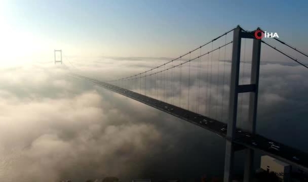 15 Temmuz Şehitler Köprüsü sis altında kaldı