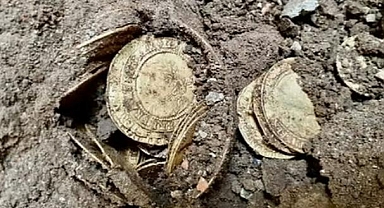 Evin mutfağından 754 bin euro değerinde hazine çıktı