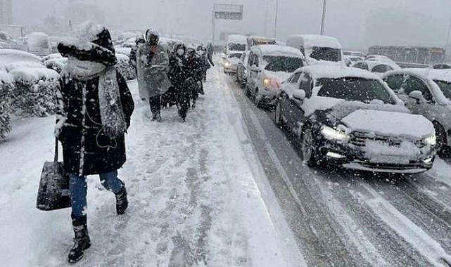 İstanbul'a yeniden kar geliyor!