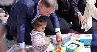Kılıçdaroğlu ve Çalık, "Beslenme saati" projesi için Van'da