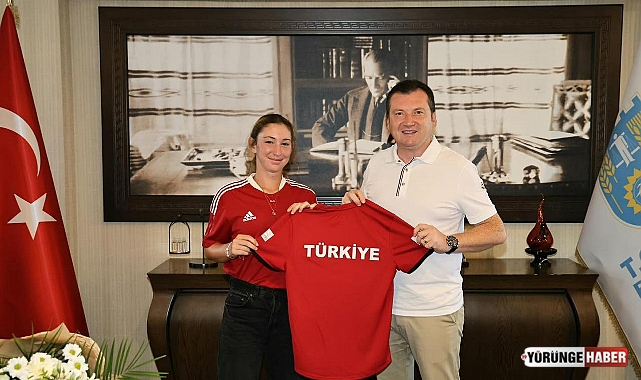 Balcıoğlu, Milli Tenisçi İrem Kurt'u ağırladı