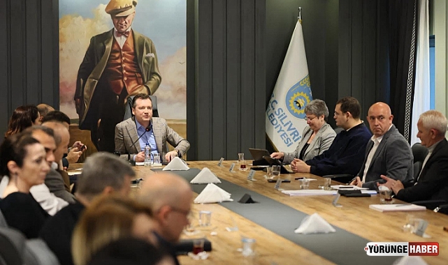 Balcıoğlu, belediye birimleriyle deprem sonrası süreci değerlendirdi