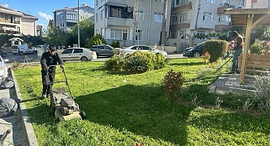 Silivri’de park ve yeşil alanlarda bakım çalışmaları sürüyor