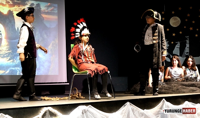 Öğrencilerden Peter Pan ile büyülü bir sahne performansı