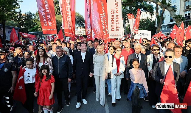 Silivri’de coşku gençlik yürüyüşüyle ve konserle zirveye ulaştı