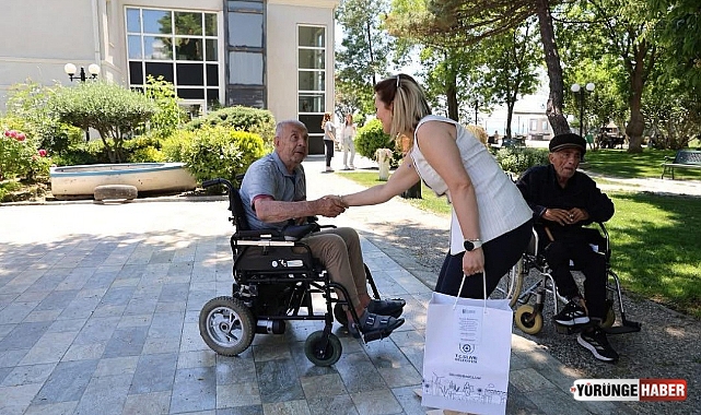 Silivri Belediyesi’nden Huzurevlerine bayram ziyareti