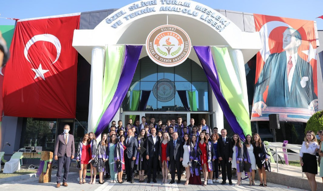 Yılmaz'ın jesti, Işıklar'ı mest etti