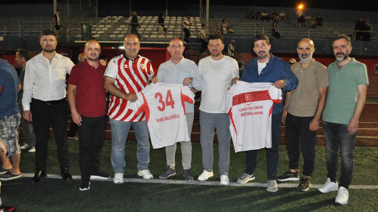 İrfan Ermiş Futbol Turnuvası’nda kupalar sahiplerini buldu
